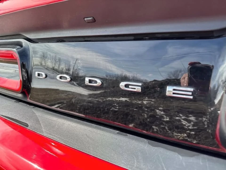 2021 Dodge Challenger 3rd Gen - Image 9 of 18