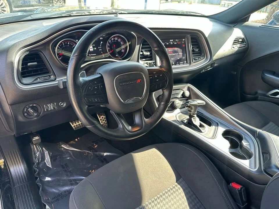 2021 Dodge Challenger 3rd Gen - Image 17 of 20