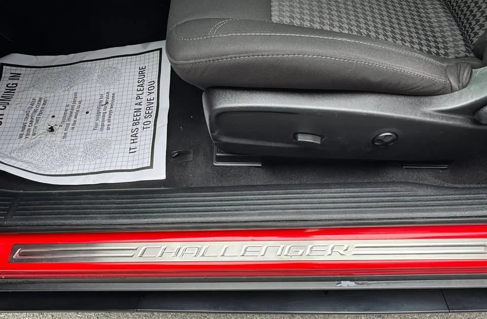 2021 Dodge Challenger 3rd Gen - Image 13 of 20