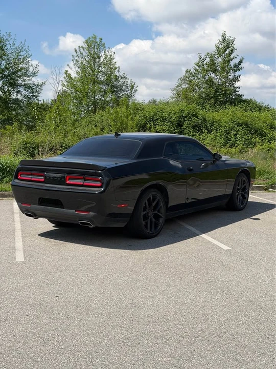 2021 Dodge Challenger 3rd Gen - Image 5 of 8