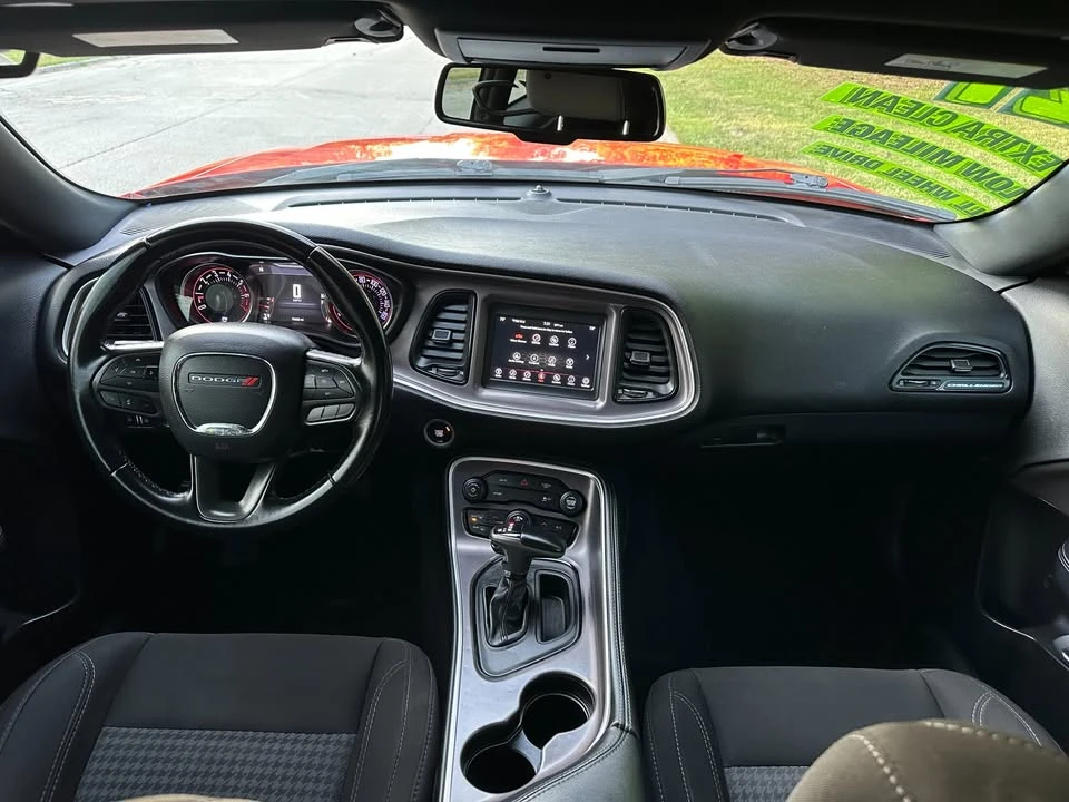 2021 Dodge Challenger - Image 16 of 20