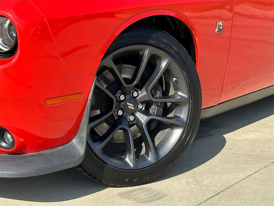 2021 Dodge Challenger 3rd Gen - Image 2 of 19