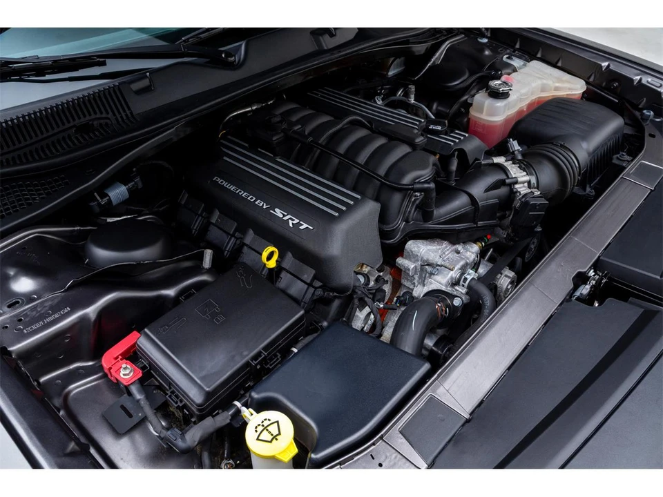 2021 Dodge Challenger 3rd Gen - Image 9 of 13