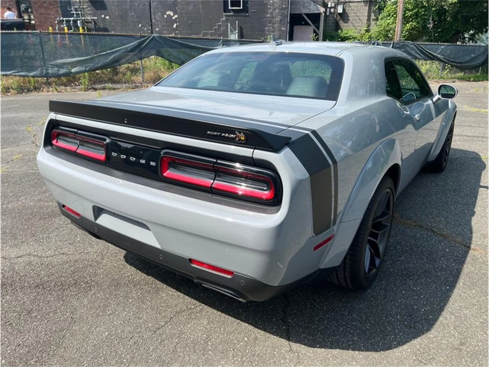 2021 Dodge Challenger 3rd Gen - Image 16 of 31
