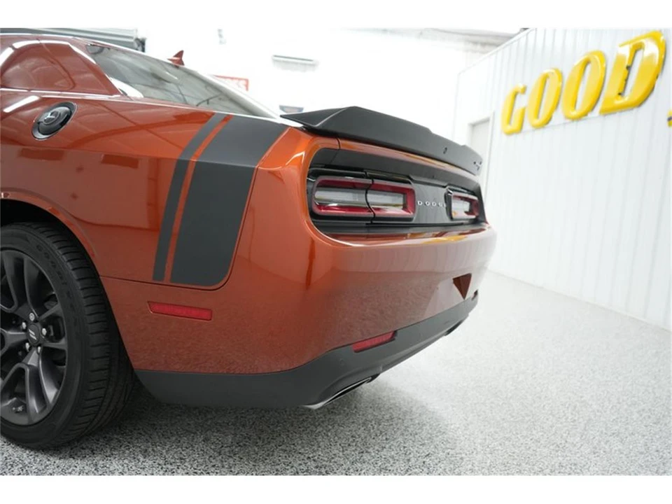 2021 Dodge Challenger 3rd Gen - Image 9 of 31