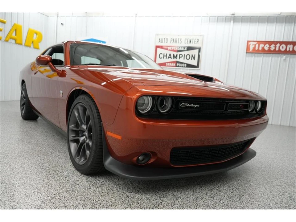 2021 Dodge Challenger 3rd Gen - Image 22 of 31