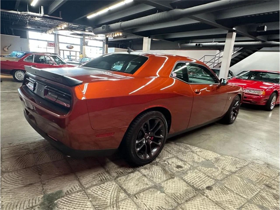 2021 Dodge Challenger 3rd Gen - Image 25 of 31