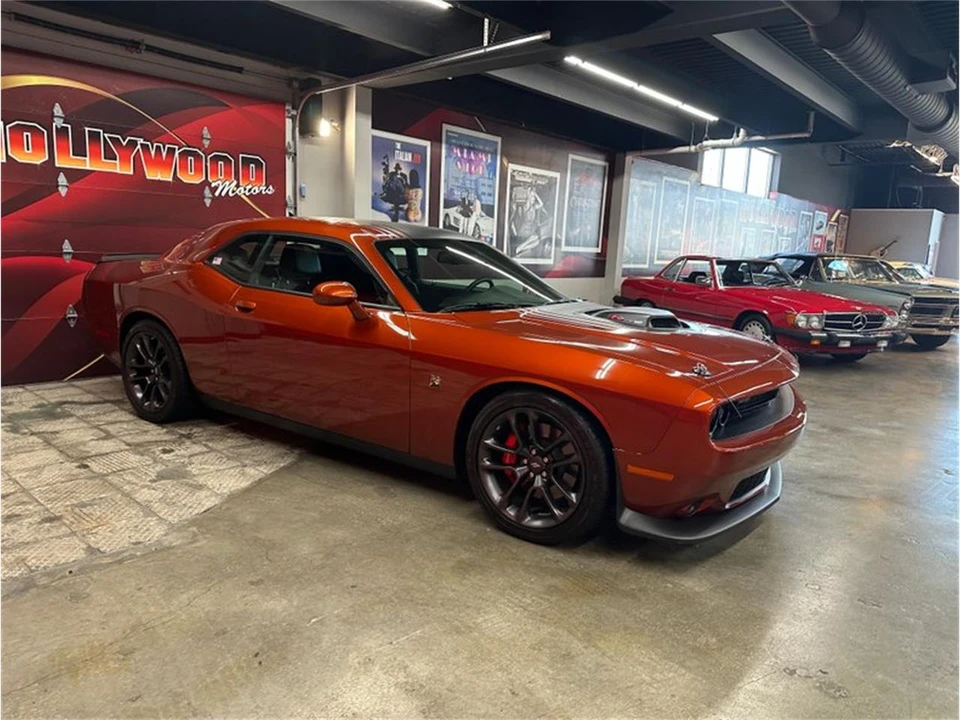 2021 Dodge Challenger 3rd Gen - Image 17 of 31