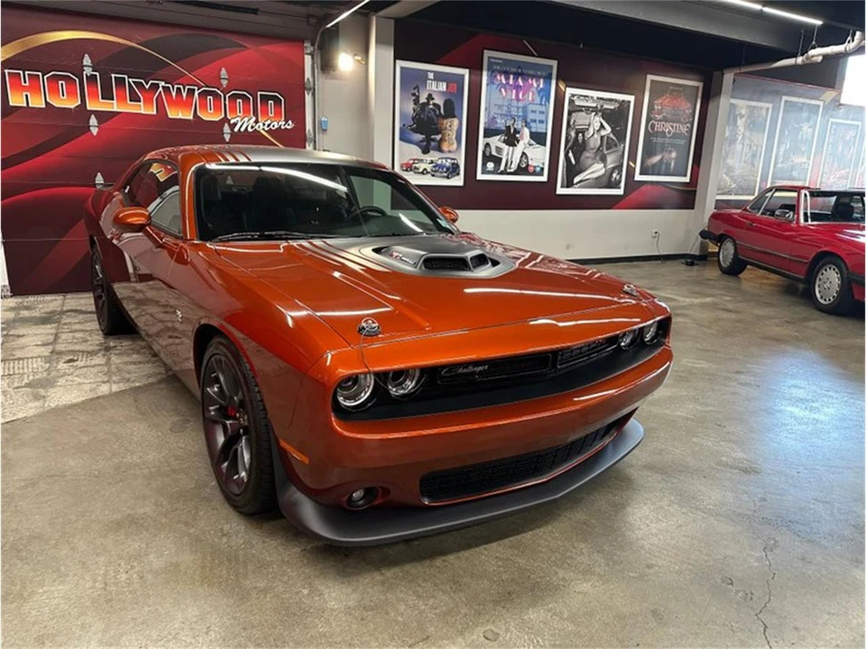 2021 Dodge Challenger 3rd Gen - Image 14 of 31