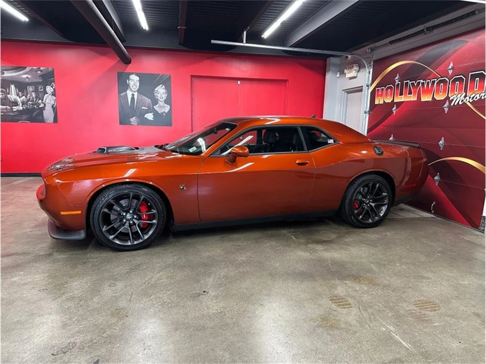 2021 Dodge Challenger 3rd Gen - Image 2 of 31