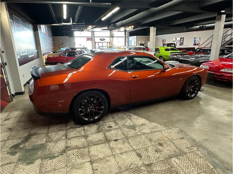 2021 Dodge Challenger 3rd Gen - Image 24 of 31