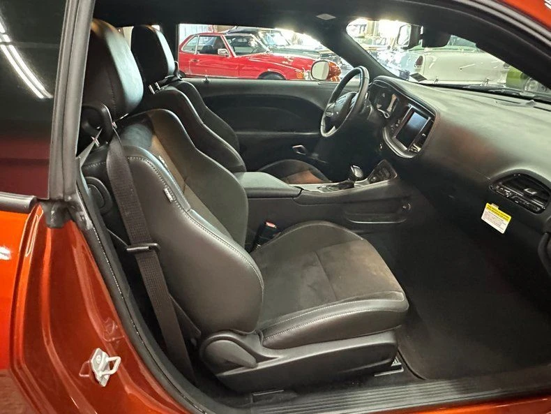 2021 Dodge Challenger 3rd Gen - Image 12 of 19