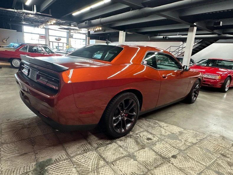 2021 Dodge Challenger 3rd Gen - Image 6 of 19