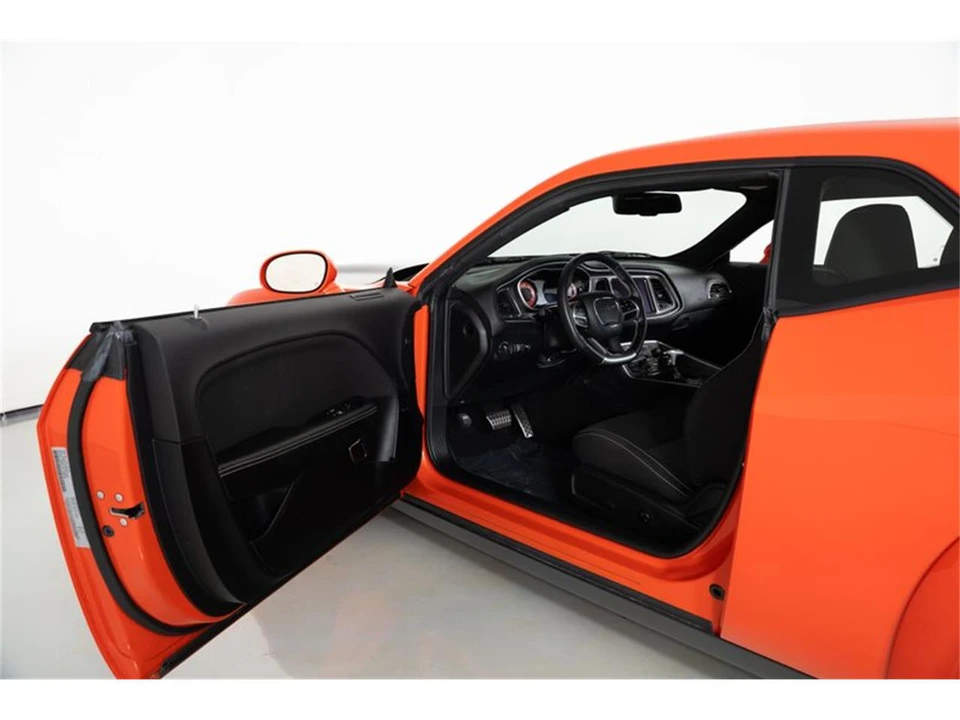 2021 Dodge Challenger 3rd Gen - Image 16 of 31