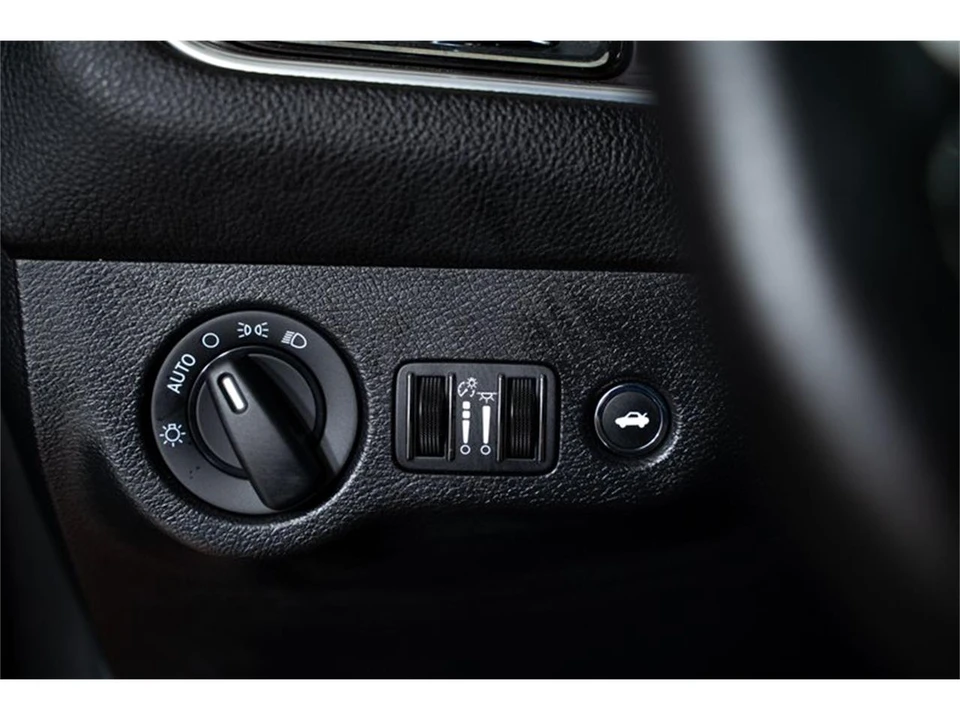 2021 Dodge Challenger 3rd Gen - Image 23 of 31