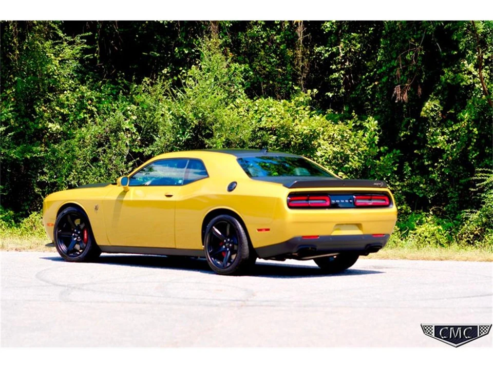 2021 Dodge Challenger 3rd Gen - Image 8 of 31