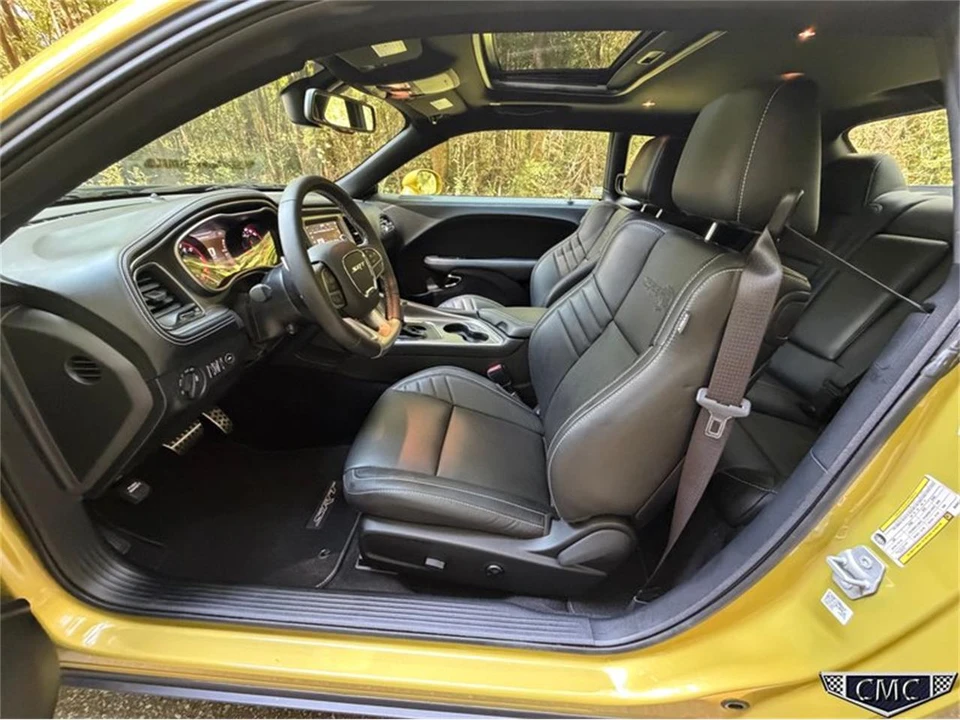 2021 Dodge Challenger 3rd Gen - Image 19 of 31