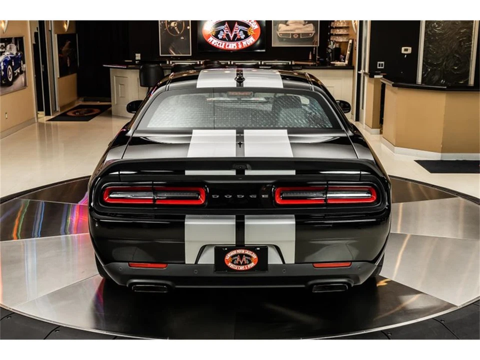 2021 Dodge Challenger 3rd Gen - Image 15 of 31