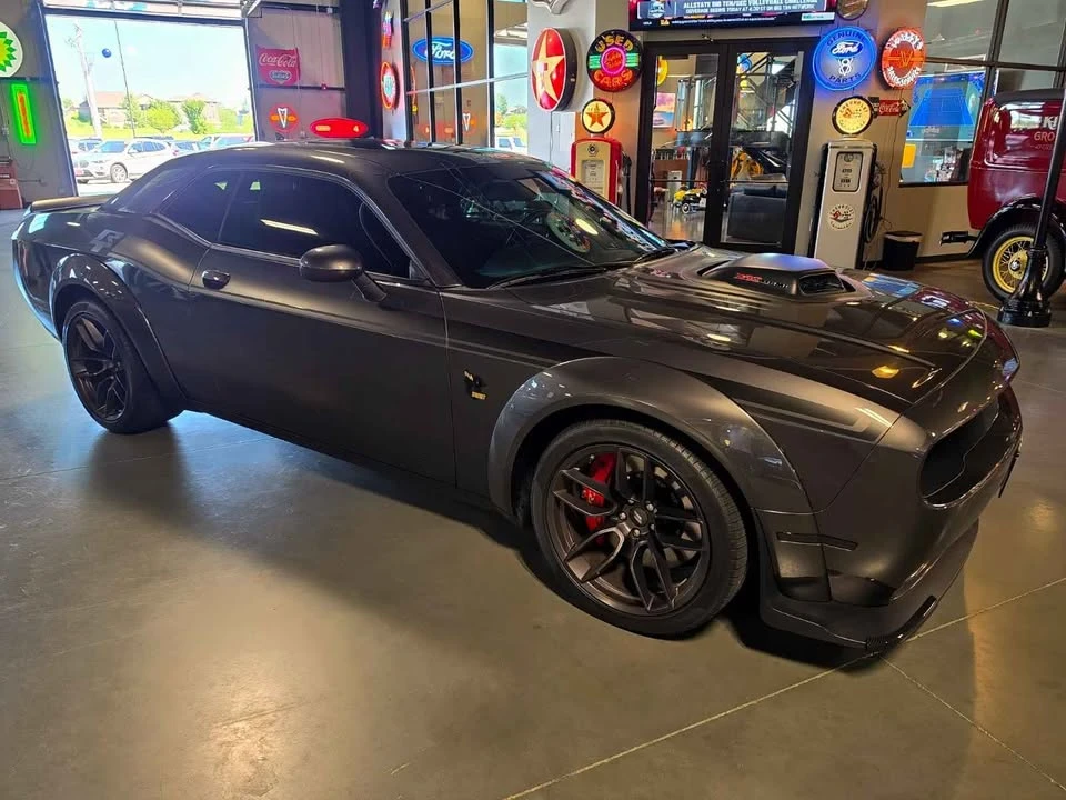 2021 Dodge Challenger SRT8 & 392 3rd Gen - Image 5 of 11
