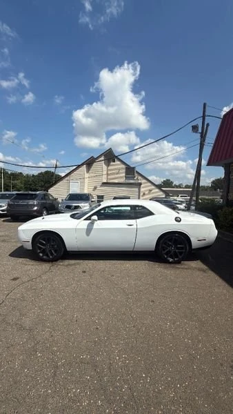 2021 Dodge Challenger 3rd Gen - Image 8 of 17