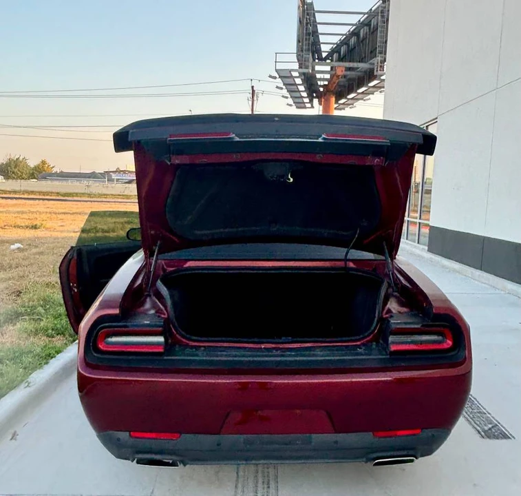 2021 Dodge Challenger 3rd Gen - Image 10 of 16
