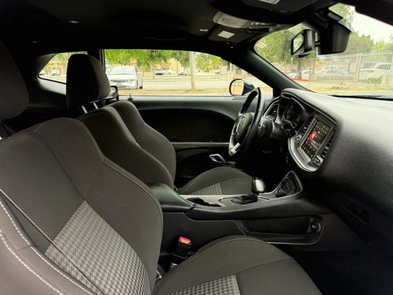 2021 Dodge Challenger 3rd Gen - Image 9 of 14