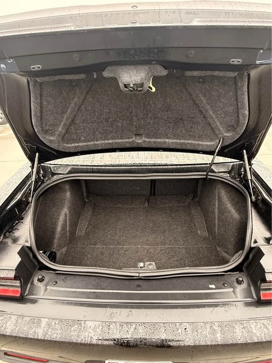 2021 Dodge Challenger 3rd Gen - Image 4 of 7
