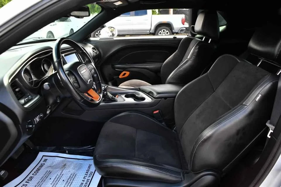 2021 Dodge Challenger 3rd Gen - Image 4 of 10