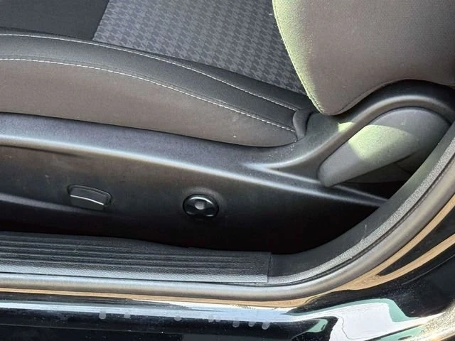 2021 Dodge Challenger 3rd Gen - Image 17 of 20