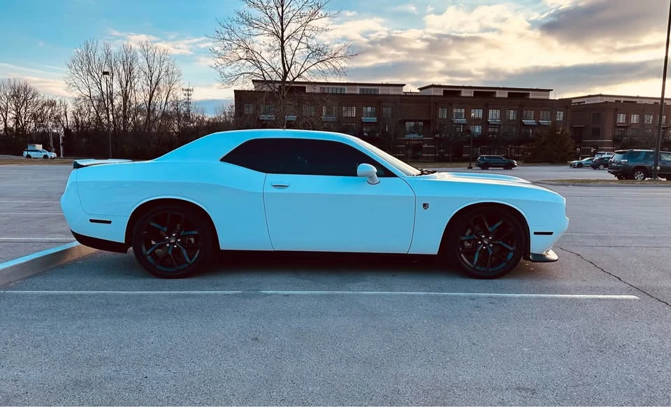 2021 Dodge Challenger 3rd Gen - Image 9 of 10