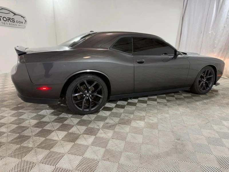2021 Dodge Challenger 3rd Gen - Image 9 of 12