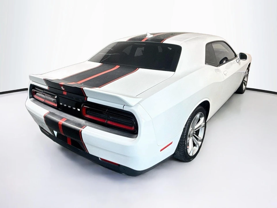 2021 Dodge Challenger 3rd Gen - Image 5 of 10