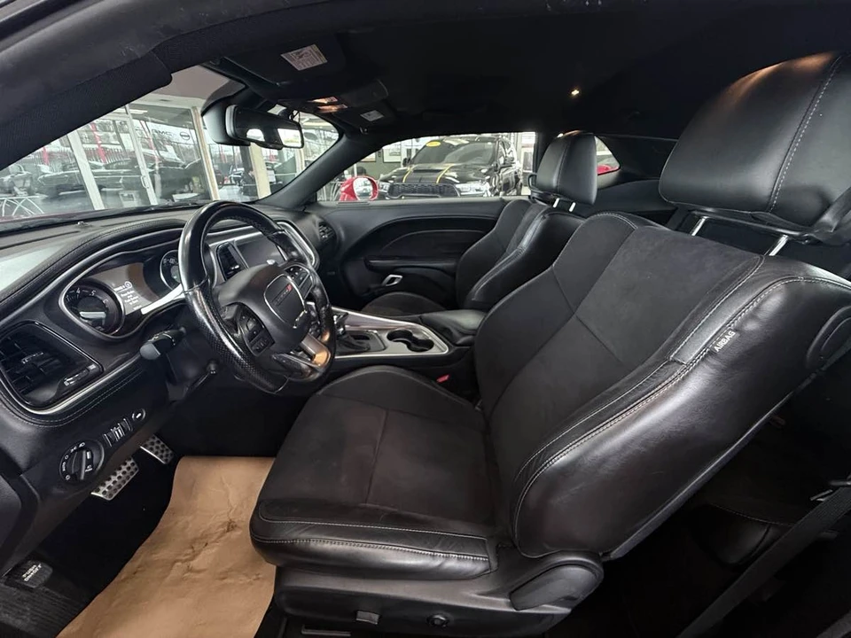 2021 Dodge Challenger 3rd Gen - Image 26 of 31
