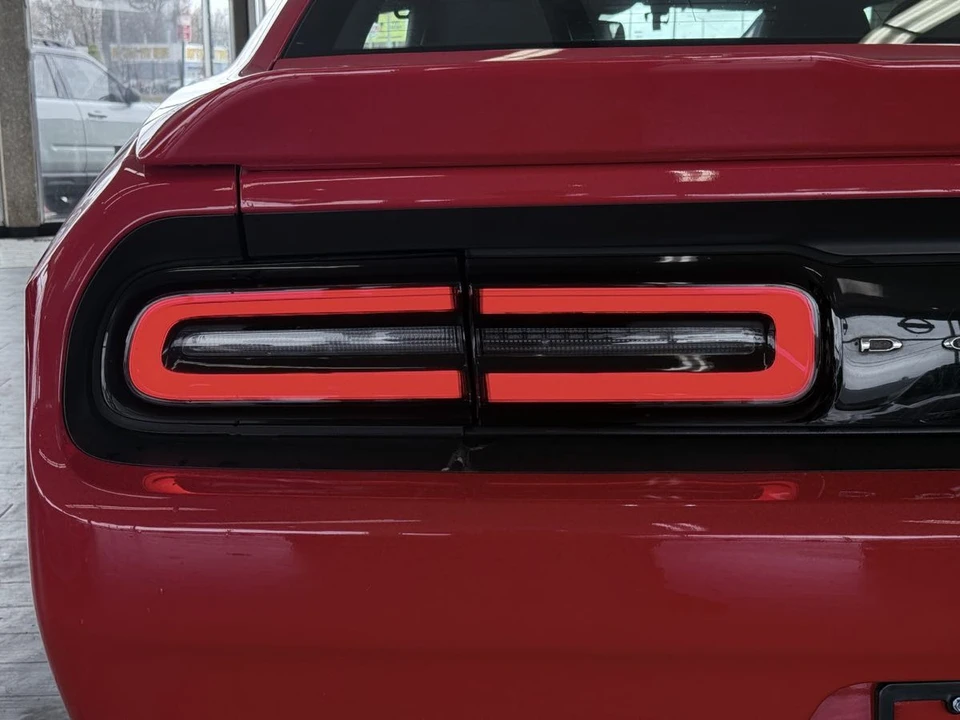 2021 Dodge Challenger 3rd Gen - Image 18 of 31