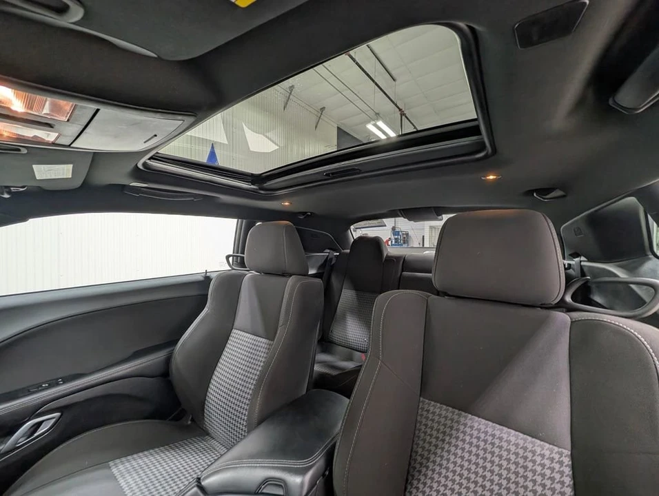 2021 Dodge Challenger 3rd Gen - Image 4 of 12
