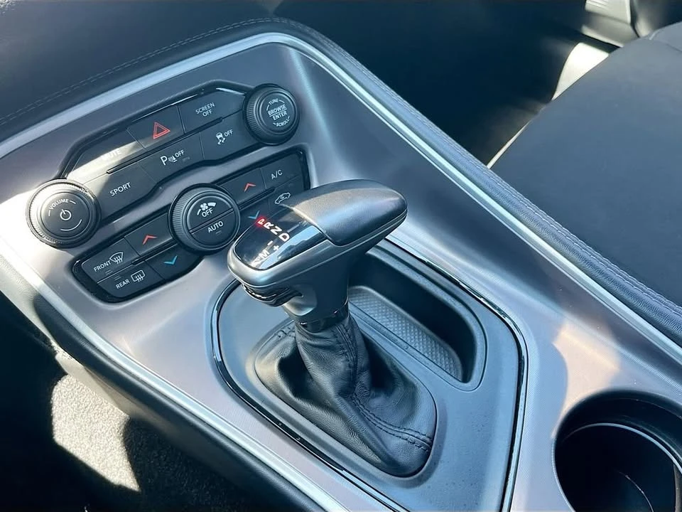 2021 Dodge Challenger 3rd Gen - Image 16 of 20