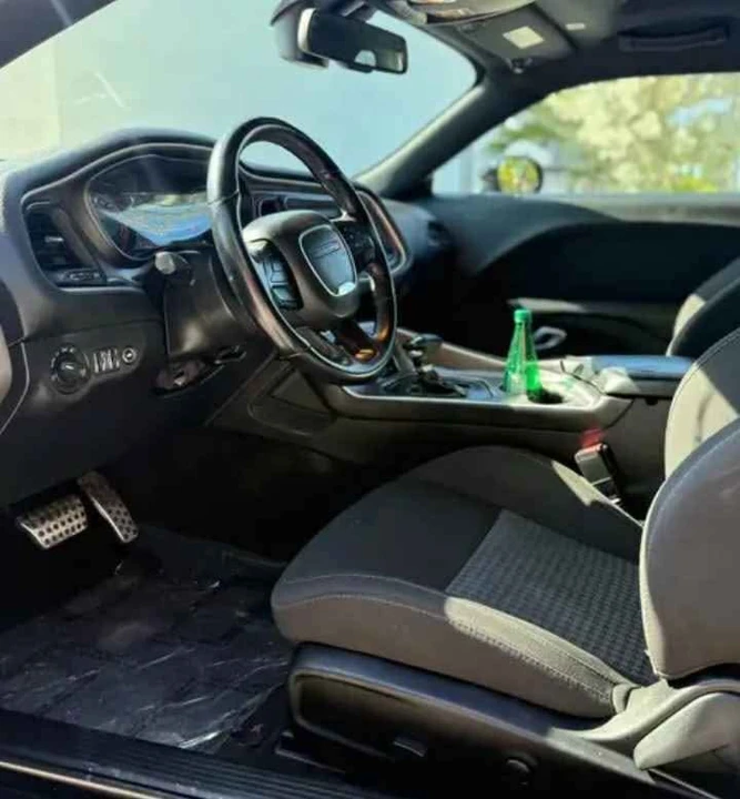 2021 Dodge Challenger 3rd Gen - Image 19 of 20
