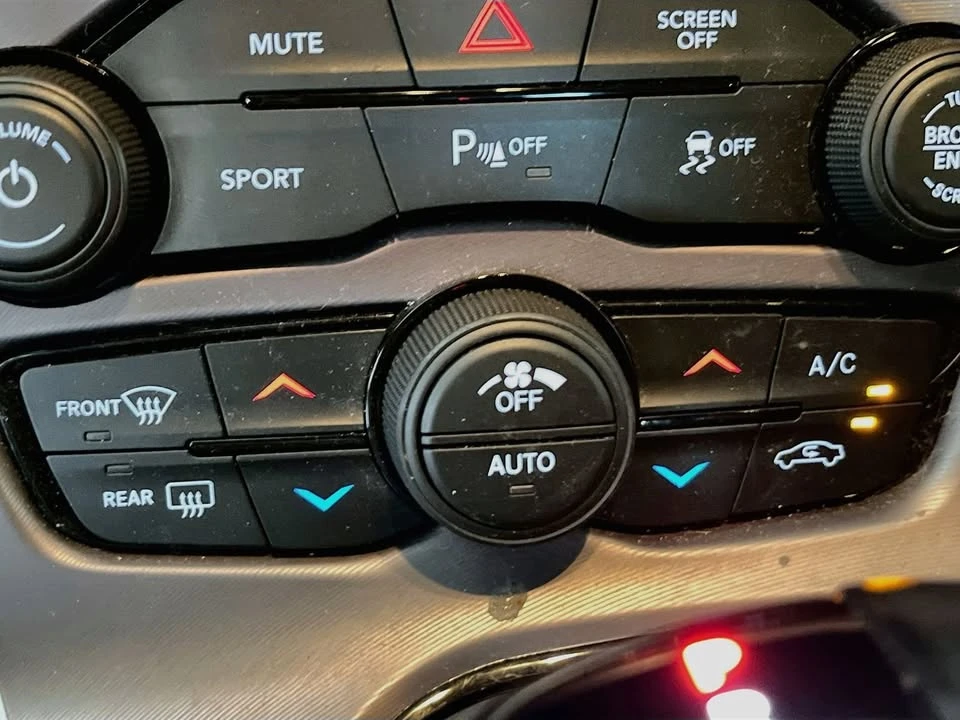 2021 Dodge Challenger 3rd Gen - Image 10 of 14