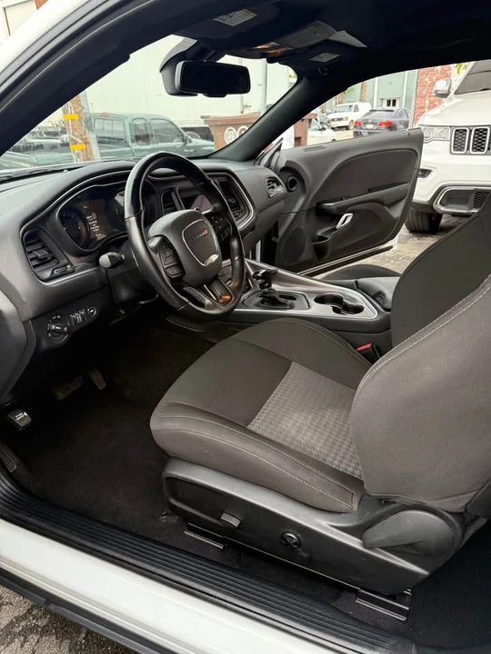 2021 Dodge Challenger 3rd Gen - Image 18 of 19