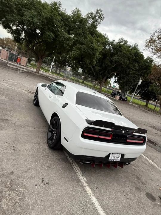 2021 Dodge Challenger 3rd Gen - Image 15 of 19