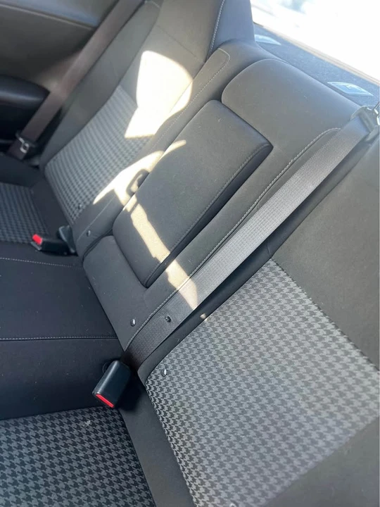 2021 Dodge Challenger 3rd Gen - Image 14 of 15