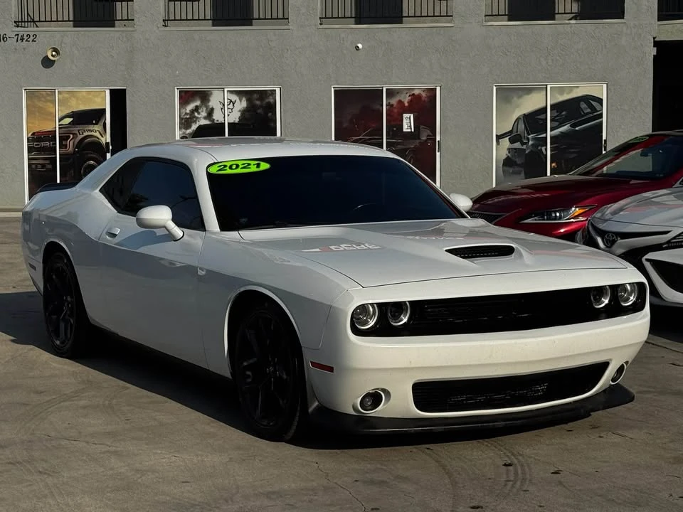 2021 Dodge Challenger 3rd Gen - Image 3 of 17
