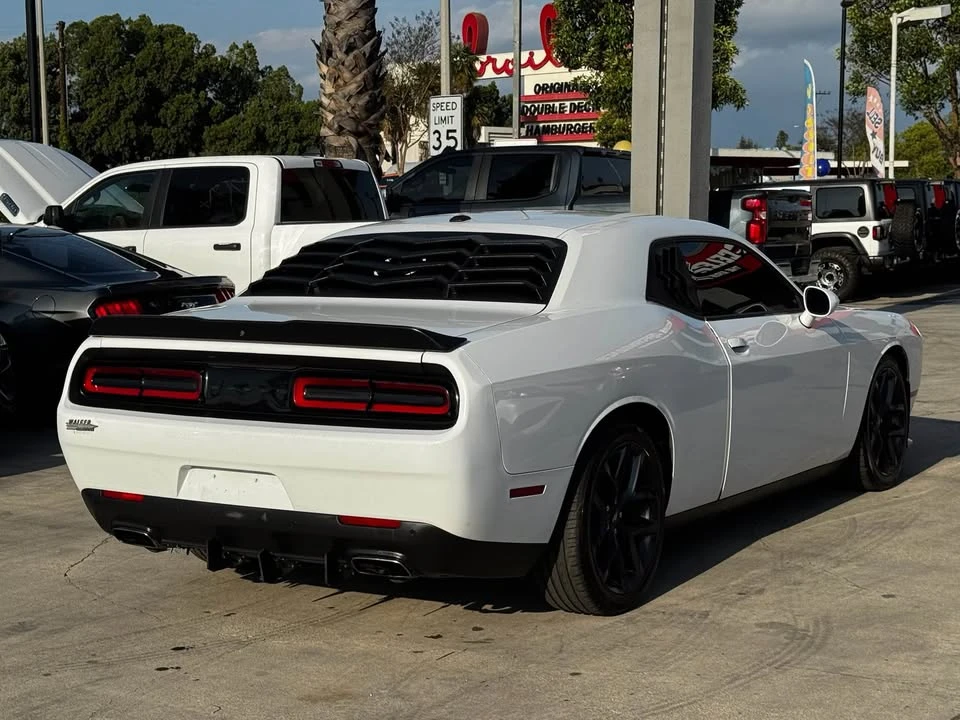 2021 Dodge Challenger 3rd Gen - Image 6 of 17