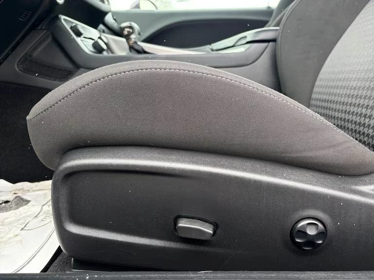 2021 Dodge Challenger 3rd Gen - Image 10 of 17