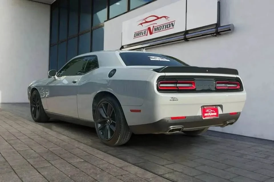 2021 Dodge Challenger 3rd Gen - Image 5 of 12