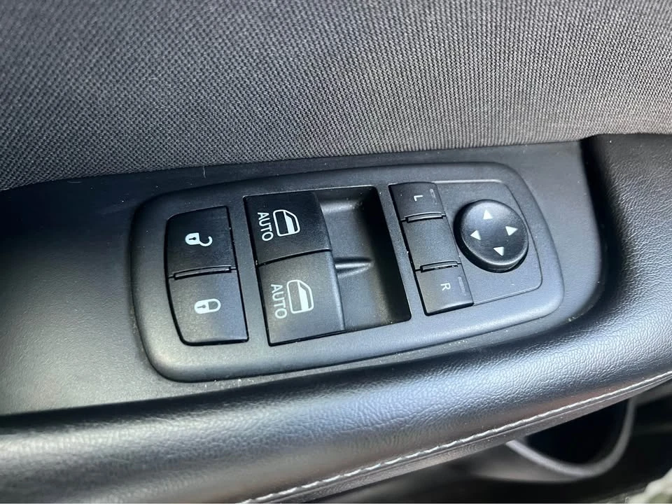 2021 Dodge Challenger 3rd Gen - Image 14 of 17