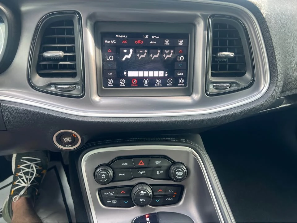 2021 Dodge Challenger 3rd Gen - Image 11 of 17