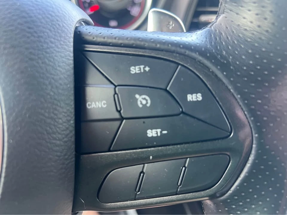 2021 Dodge Challenger 3rd Gen - Image 15 of 17