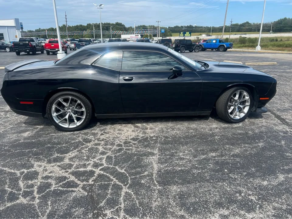 2021 Dodge Challenger 3rd Gen - Image 6 of 17