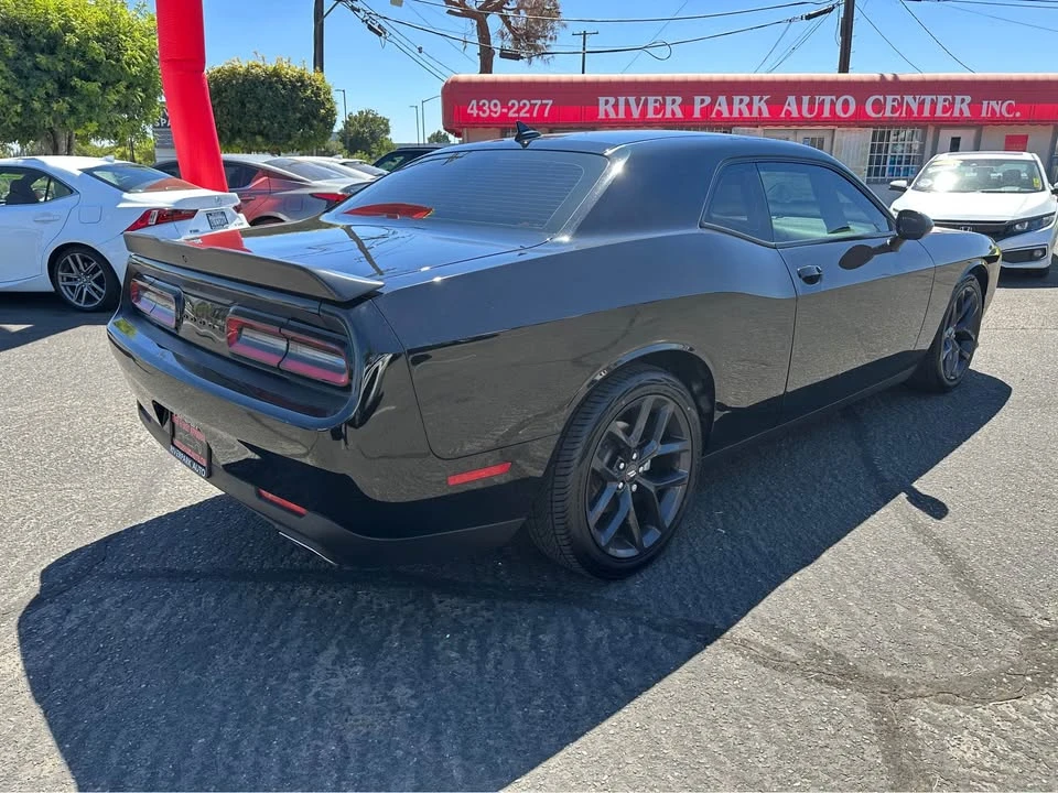 2021 Dodge Challenger 3rd Gen - Image 5 of 18